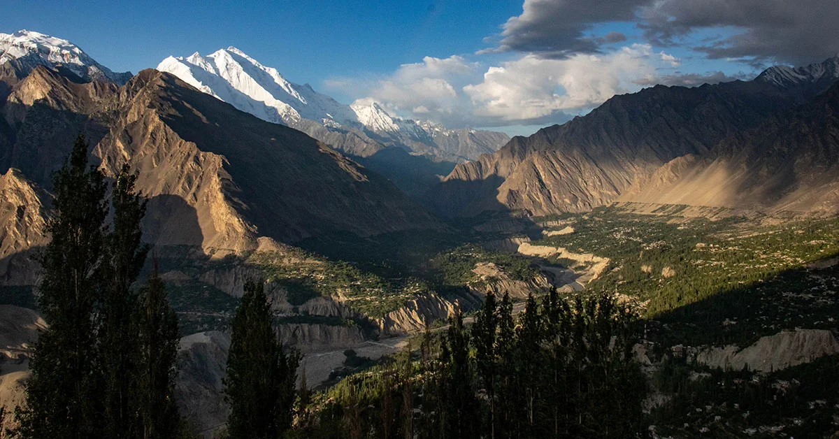 Why should I travel to Hunza?